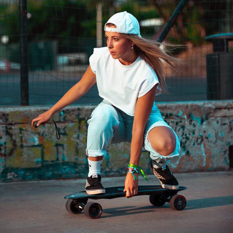 Maxfind Max2 Pro 36V/4.4Ah Single/Dual Motor Electric Skateboard - Image 10