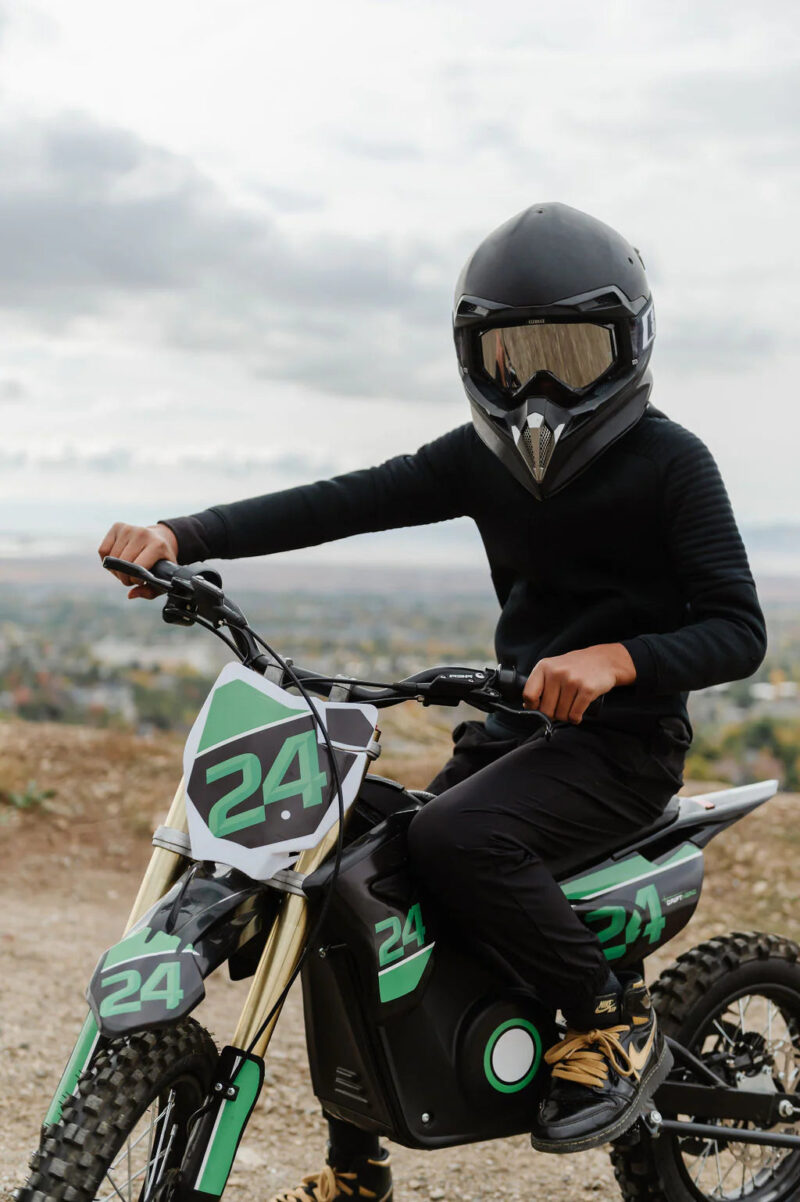 Drift Hero 48V/14Ah 1600W Electric Dirt Bike - Image 16