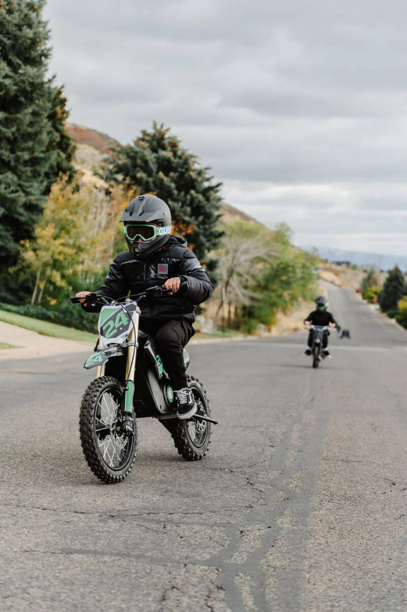 Drift Hero 48V/14Ah 1600W Electric Dirt Bike - Image 17