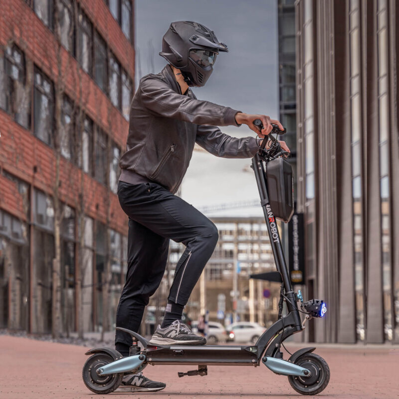 NANROBOT Lightning 2.0 48V/18Ah 1600W Electric Scooter - Image 9